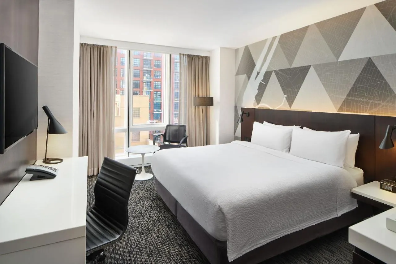 Courtyard By Marriott Long Island City/New York Manhattan View Hotel