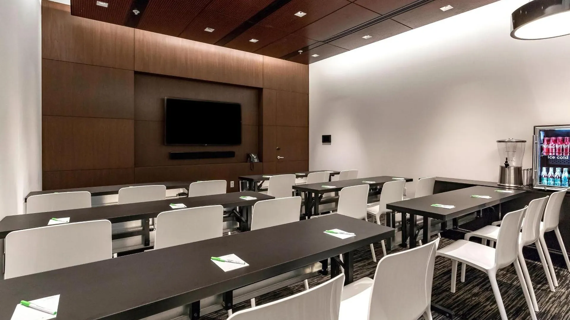 Courtyard By Marriott Long Island City/New York Manhattan View