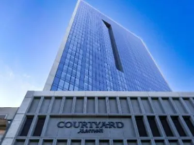 Courtyard By Marriott Long Island City/New York Manhattan View Hotel